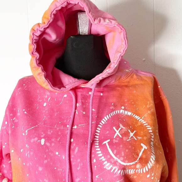 NU VINTAGE Tie-dye Smiley Hoodie. Beautiful, heavy and thick. Made in the USA - Picture 2 of 13